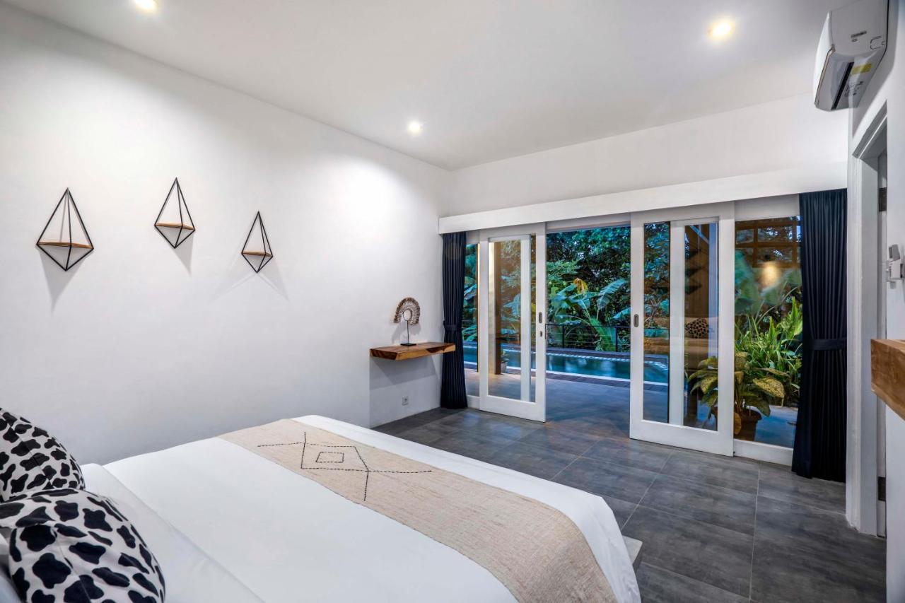 Villa Infinity By Balisuperhost Canggu Buitenkant foto